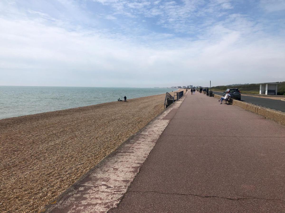 3 Bed Ground Floor Apartment - Hot Tub Optional Upgrade Hythe  Εξωτερικό φωτογραφία